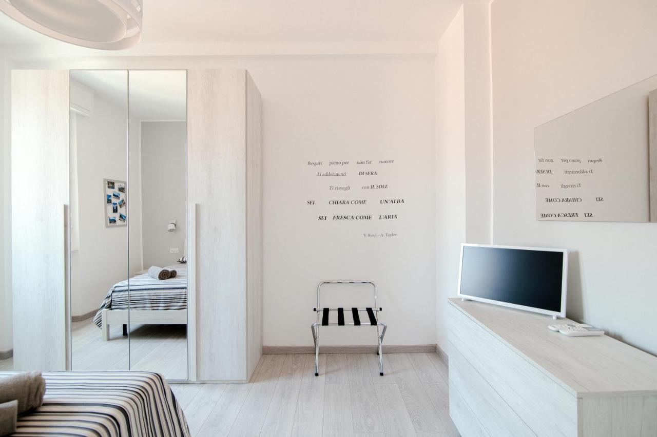 Bright Home - The House Of Travelers Como Exterior foto